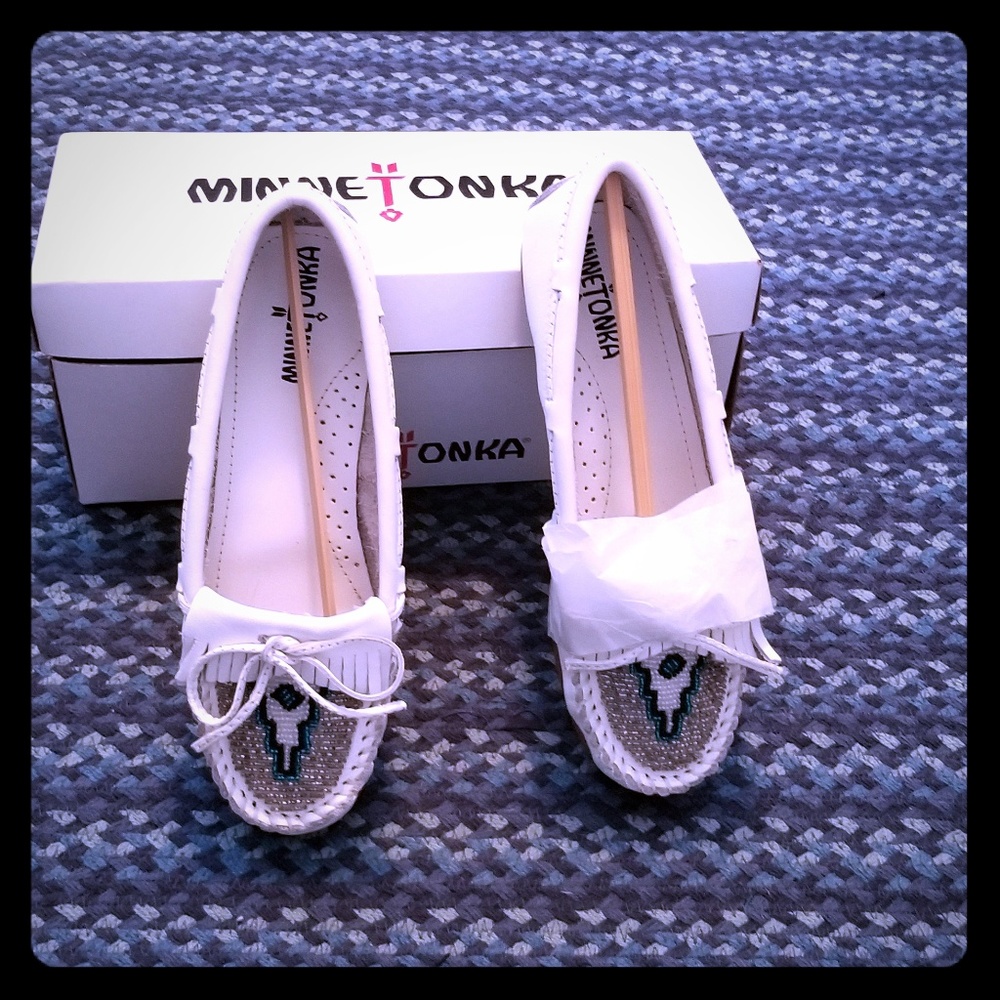 Minnetonka moc CDC asins